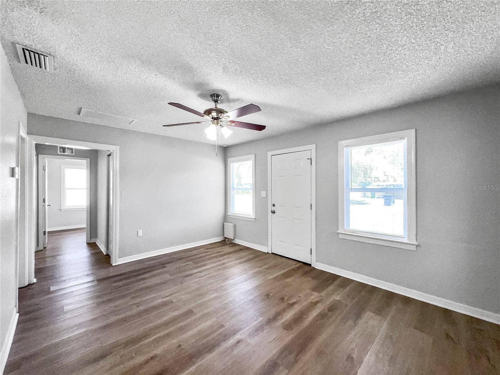 3110 W HARTNETT AVENUE, Tampa, FL 33611 3110 W HARTNETT AVENUE, Tampa, FL 33611