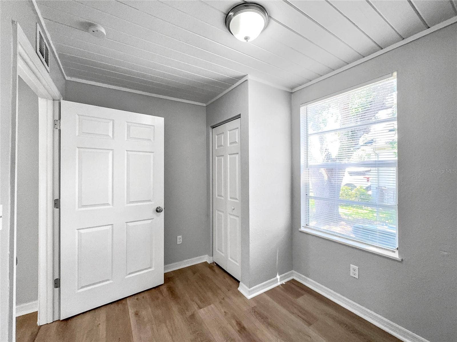 3110 W HARTNETT AVENUE, Tampa, FL 33611 3110 W HARTNETT AVENUE, Tampa, FL 33611