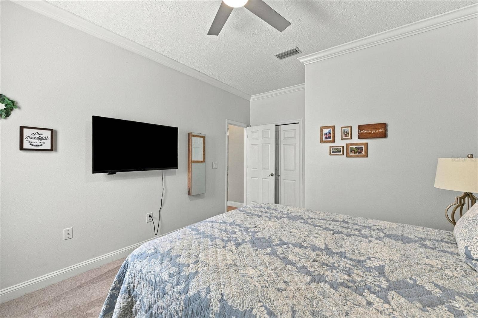 1194 DARTFORD DRIVE, Tarpon Springs, FL 34688 1194 DARTFORD DRIVE, Tarpon Springs, FL 34688