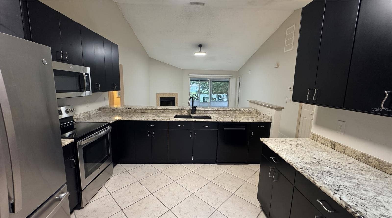 14025 CITRUS POINTE DRIVE, Tampa, FL 33625 14025 CITRUS POINTE DRIVE, Tampa, FL 33625