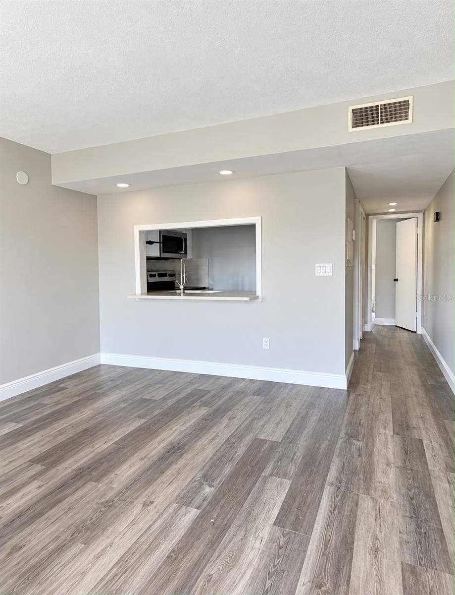 7108 WATERSIDE DRIVE, #103, Tampa, FL 33617