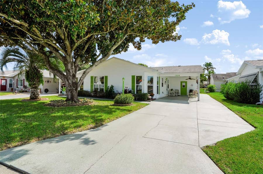Property photo for 1220 MARIA COURT, Lady Lake, FL