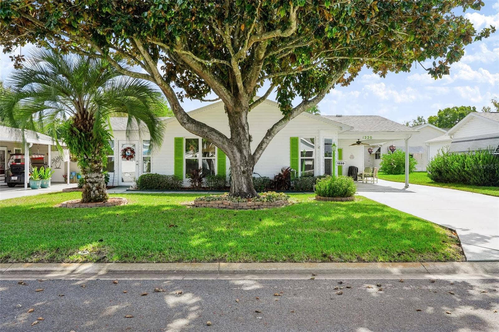 1220 MARIA COURT, Lady Lake, FL 32159 1220 MARIA COURT, Lady Lake, FL 32159