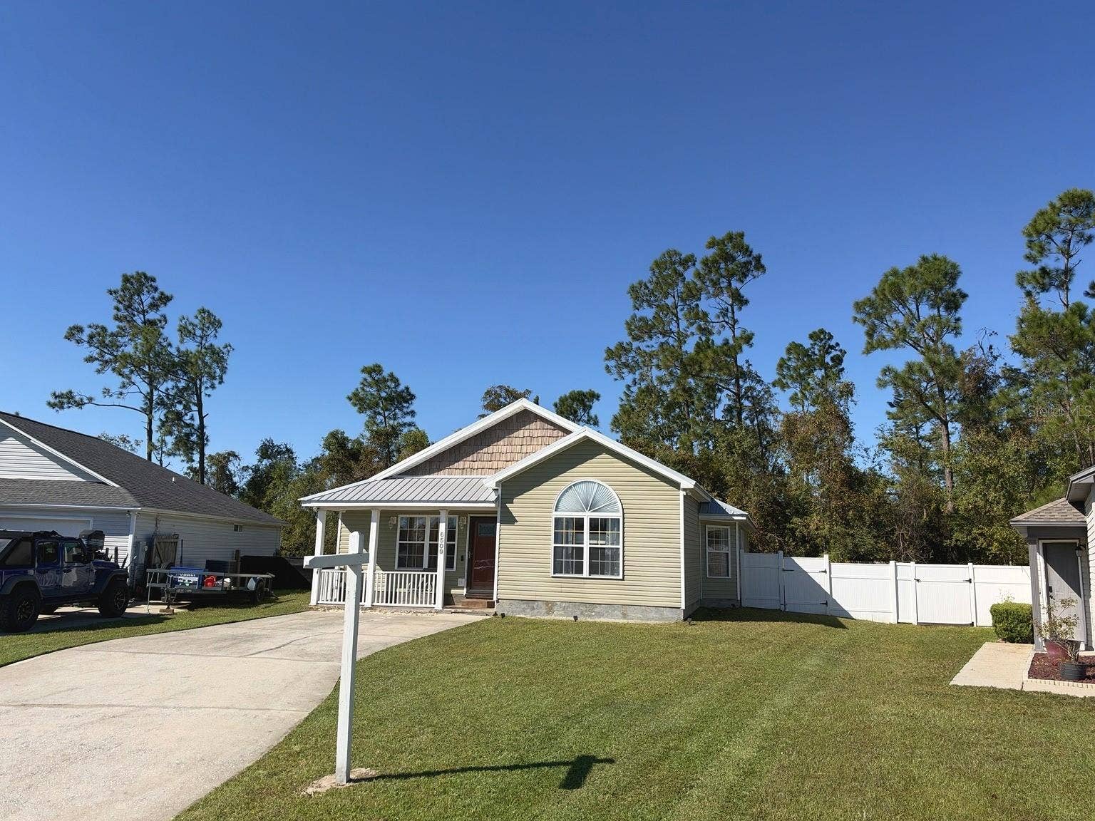 6509 LAKE JOANNA CIRCLE, Panama City, FL 32404 6509 LAKE JOANNA CIRCLE, Panama City, FL 32404