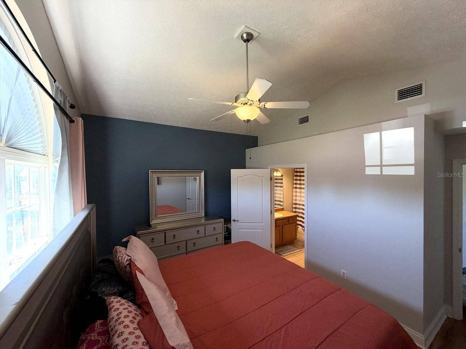 6509 LAKE JOANNA CIRCLE, Panama City, FL 32404 6509 LAKE JOANNA CIRCLE, Panama City, FL 32404