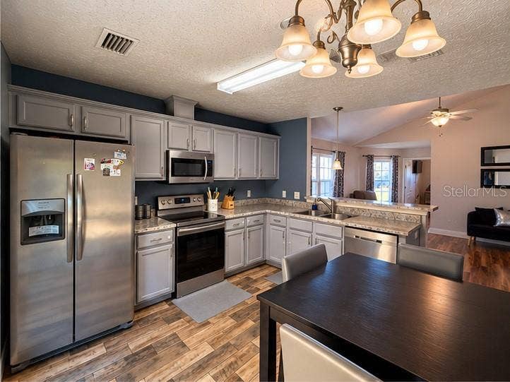 6509 LAKE JOANNA CIRCLE, Panama City, FL 32404 6509 LAKE JOANNA CIRCLE, Panama City, FL 32404