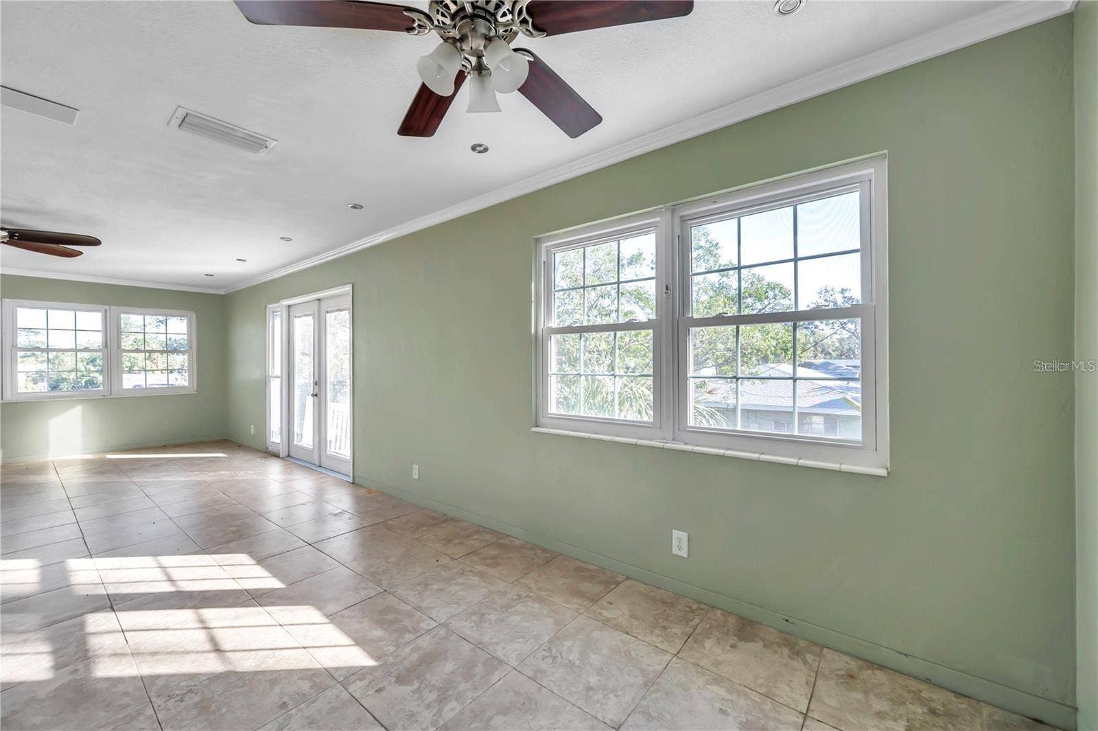 5115 28TH AVENUE S, Gulfport, FL 33707 5115 28TH AVENUE S, Gulfport, FL 33707