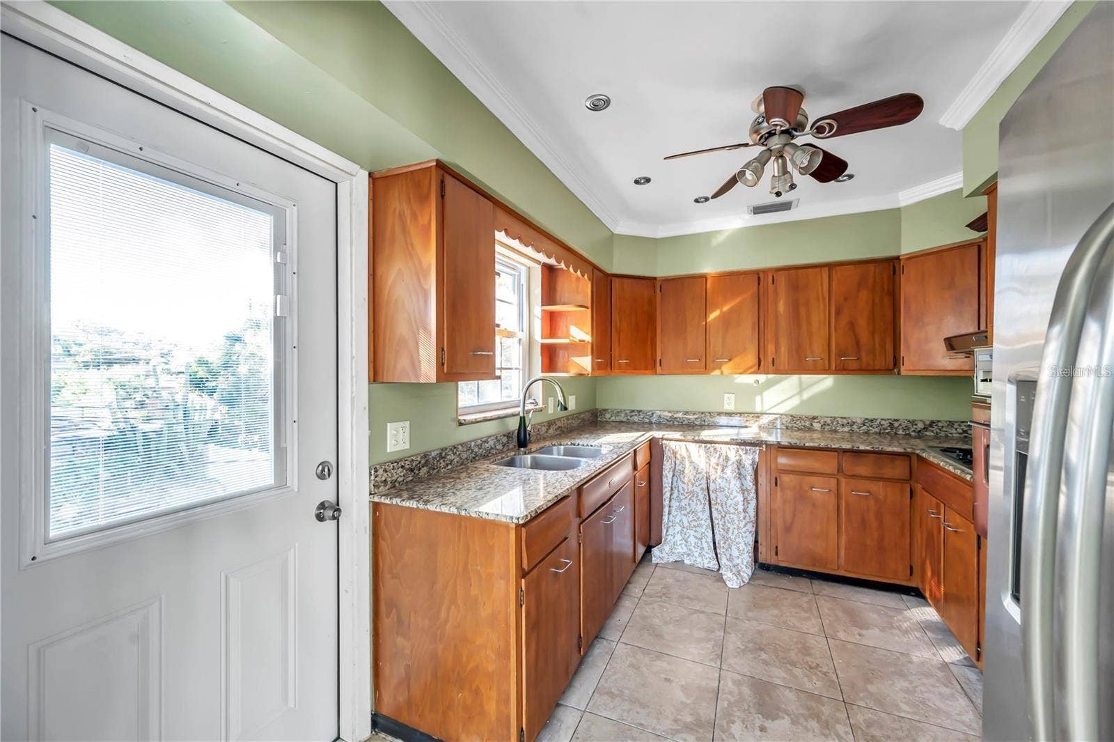 5115 28TH AVENUE S, Gulfport, FL 33707 5115 28TH AVENUE S, Gulfport, FL 33707