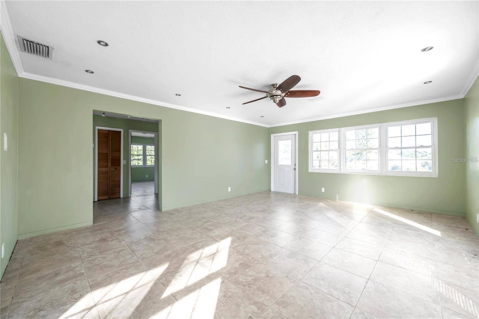 5115 28TH AVENUE S, Gulfport, FL 33707 5115 28TH AVENUE S, Gulfport, FL 33707