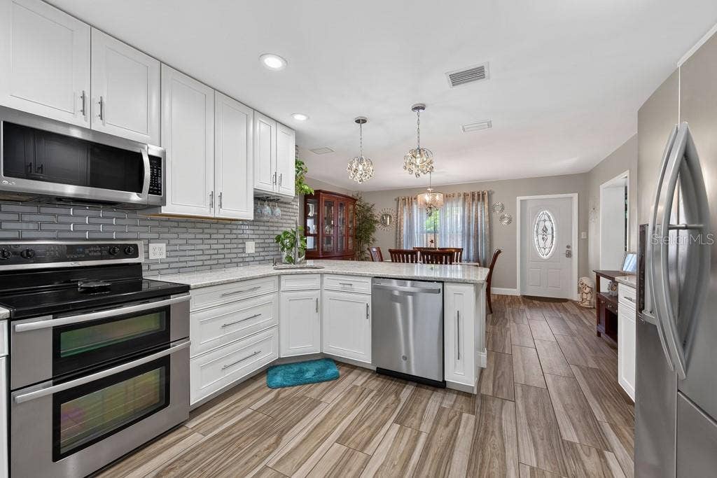 6436 LAMBERT LANE, New Port Richey, FL 34652