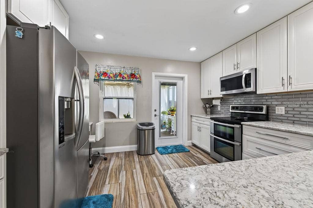 6436 LAMBERT LANE, New Port Richey, FL 34652