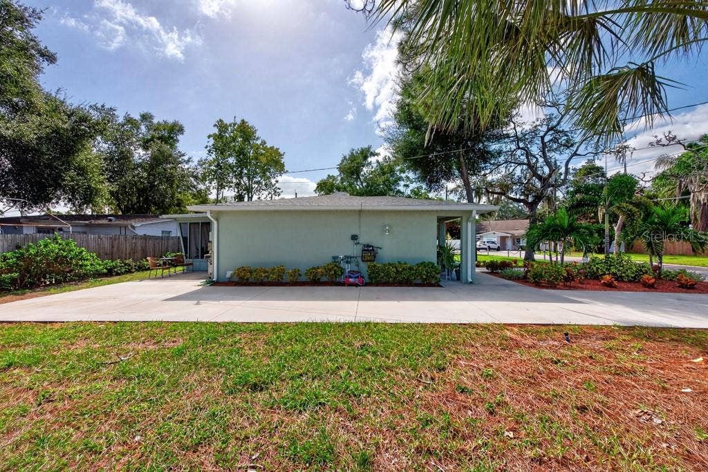 6436 LAMBERT LANE, New Port Richey, FL 34652