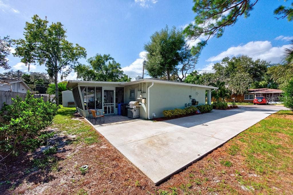 6436 LAMBERT LANE, New Port Richey, FL 34652