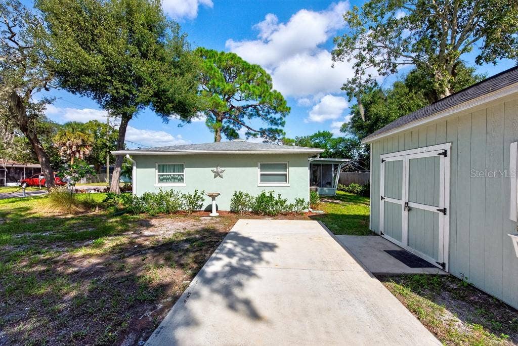 6436 LAMBERT LANE, New Port Richey, FL 34652