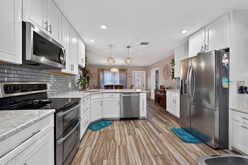 6436 LAMBERT LANE, New Port Richey, FL 34652