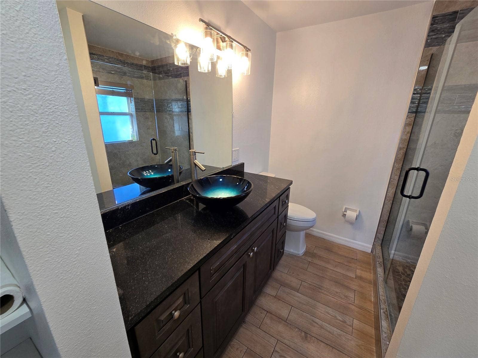 1007 VINEYARD COURT, Dunedin, FL 34698 1007 VINEYARD COURT, Dunedin, FL 34698