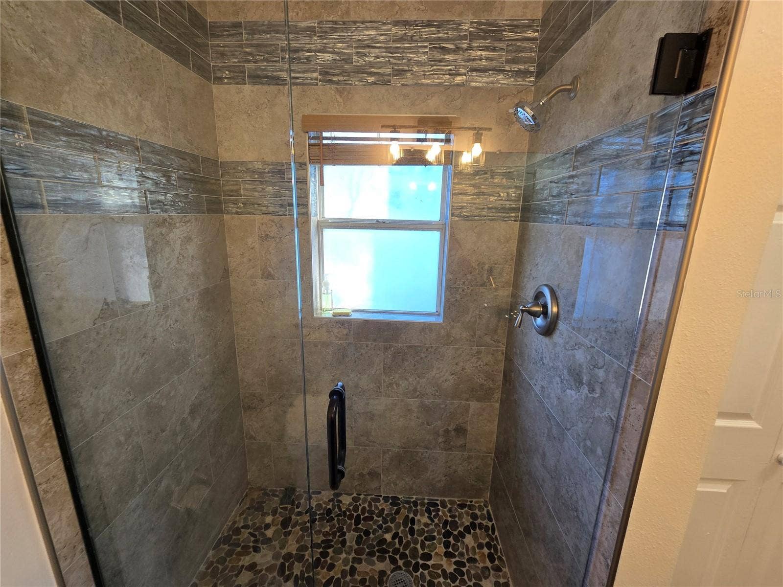 1007 VINEYARD COURT, Dunedin, FL 34698 1007 VINEYARD COURT, Dunedin, FL 34698