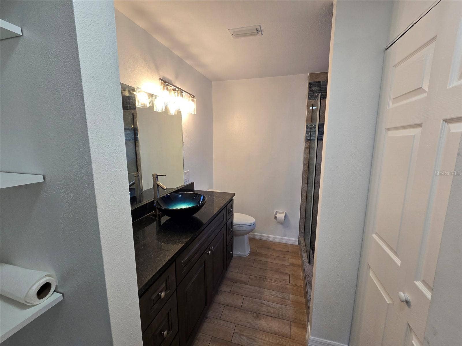 1007 VINEYARD COURT, Dunedin, FL 34698 1007 VINEYARD COURT, Dunedin, FL 34698