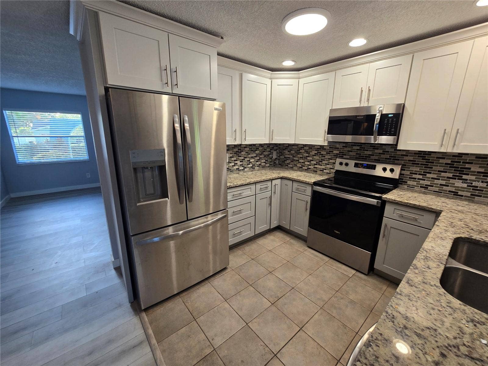 1007 VINEYARD COURT, Dunedin, FL 34698 1007 VINEYARD COURT, Dunedin, FL 34698