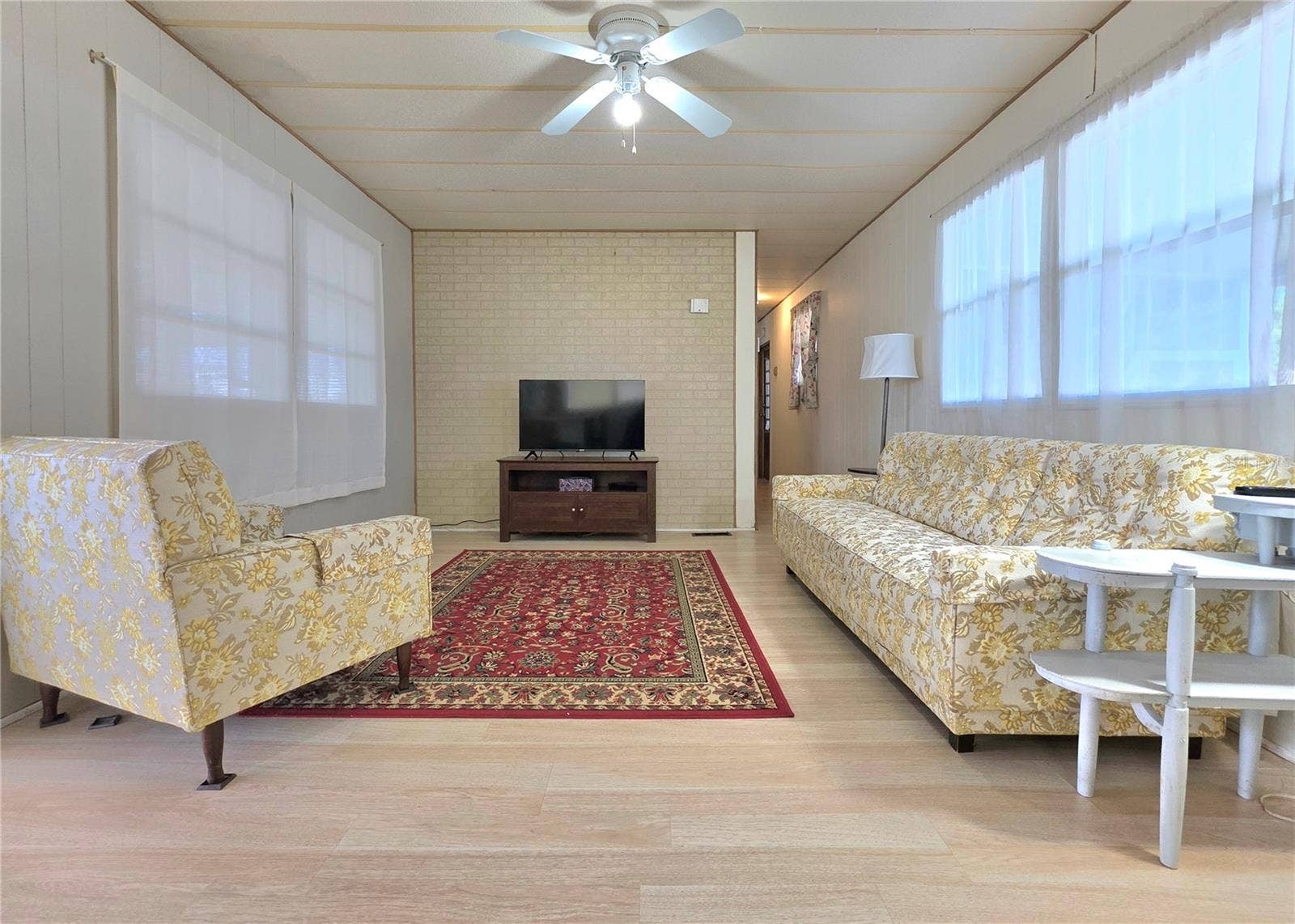 5503 BARBARA STREET, Zephyrhills, FL 33542 5503 BARBARA STREET, Zephyrhills, FL 33542