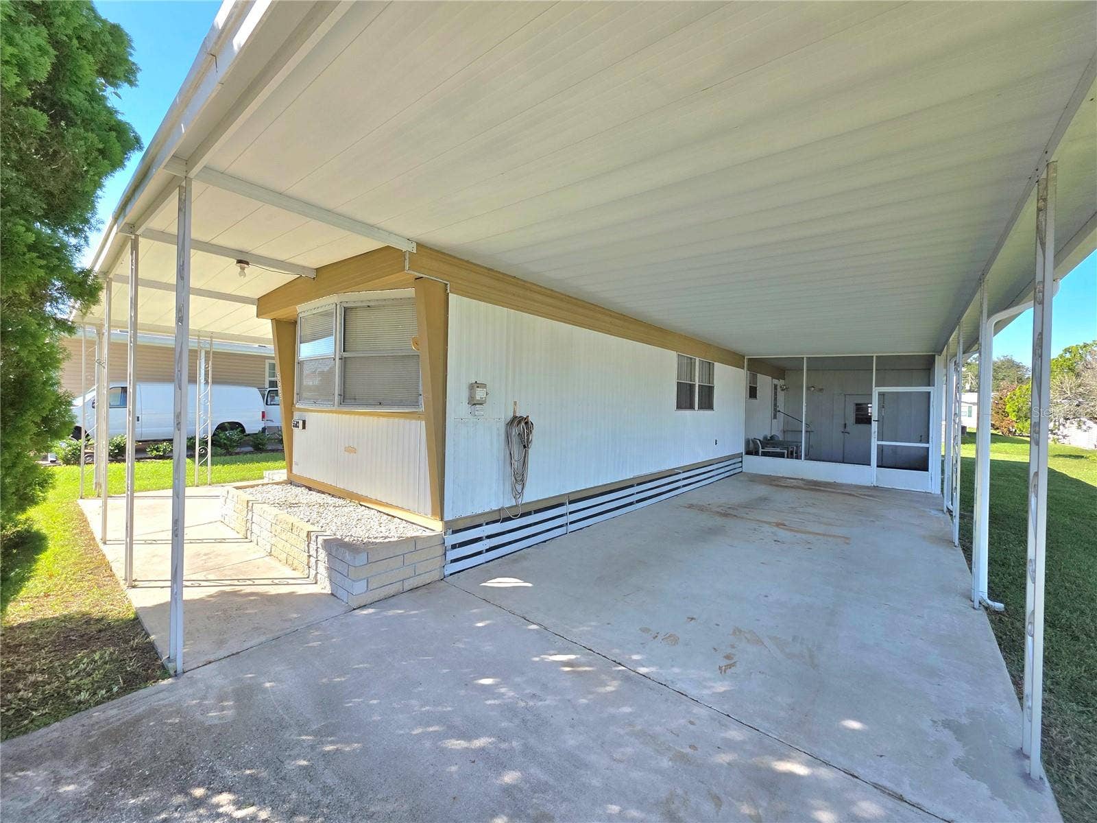 5503 BARBARA STREET, Zephyrhills, FL 33542 5503 BARBARA STREET, Zephyrhills, FL 33542