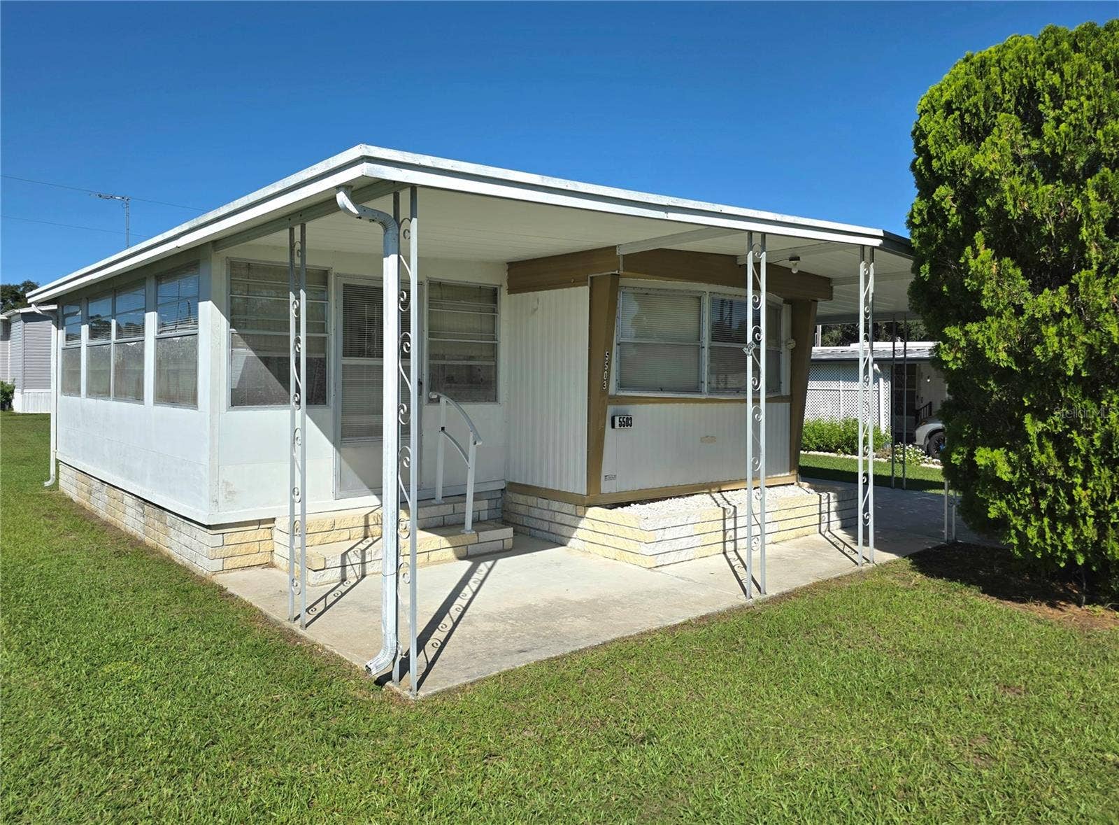 5503 BARBARA STREET, Zephyrhills, FL 33542 5503 BARBARA STREET, Zephyrhills, FL 33542