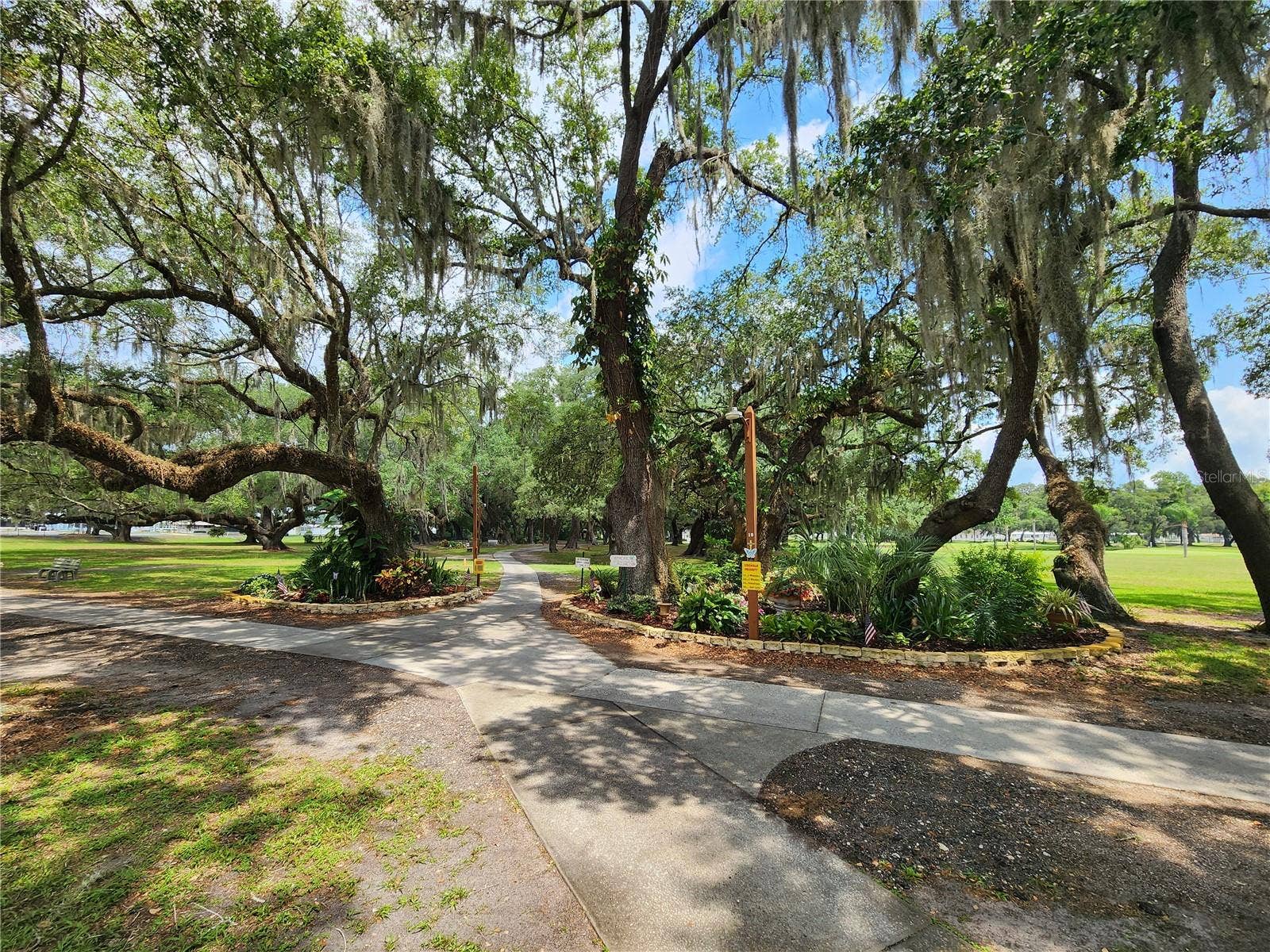 5503 BARBARA STREET, Zephyrhills, FL 33542 5503 BARBARA STREET, Zephyrhills, FL 33542