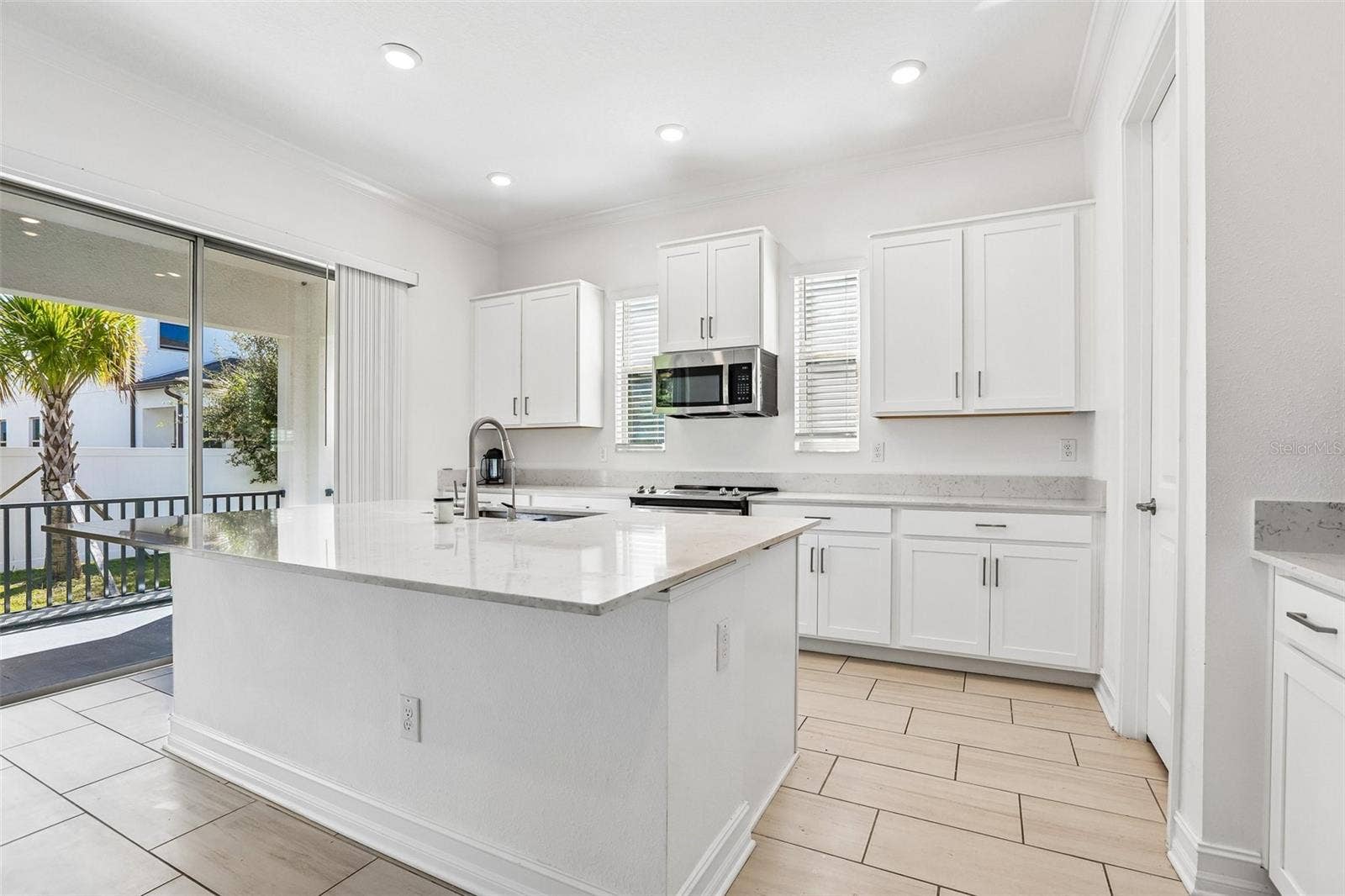 7702 S KISSIMMEE STREET, Tampa, FL 33616