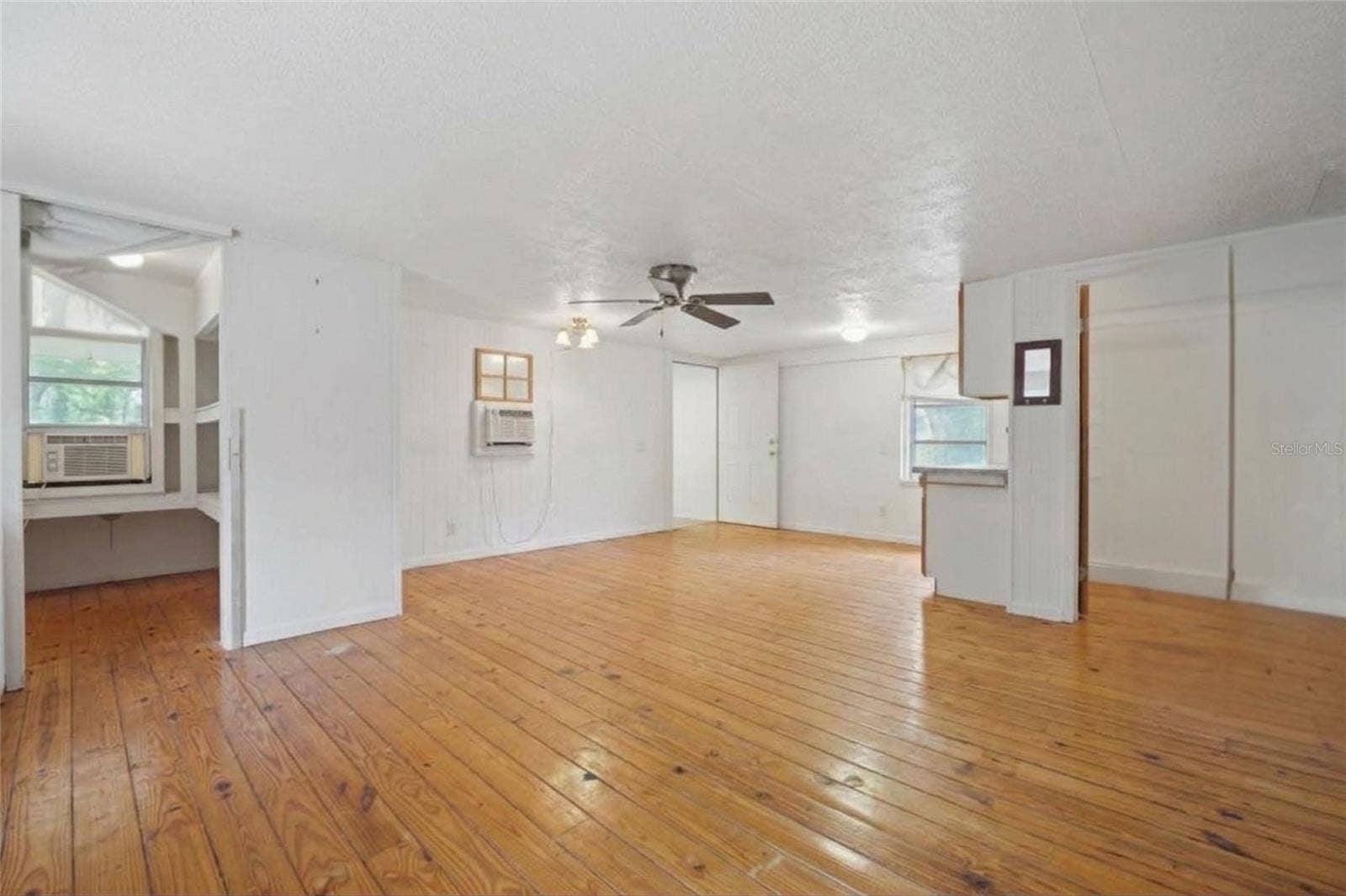 8634 23RD STREET, Zephyrhills, FL 33540