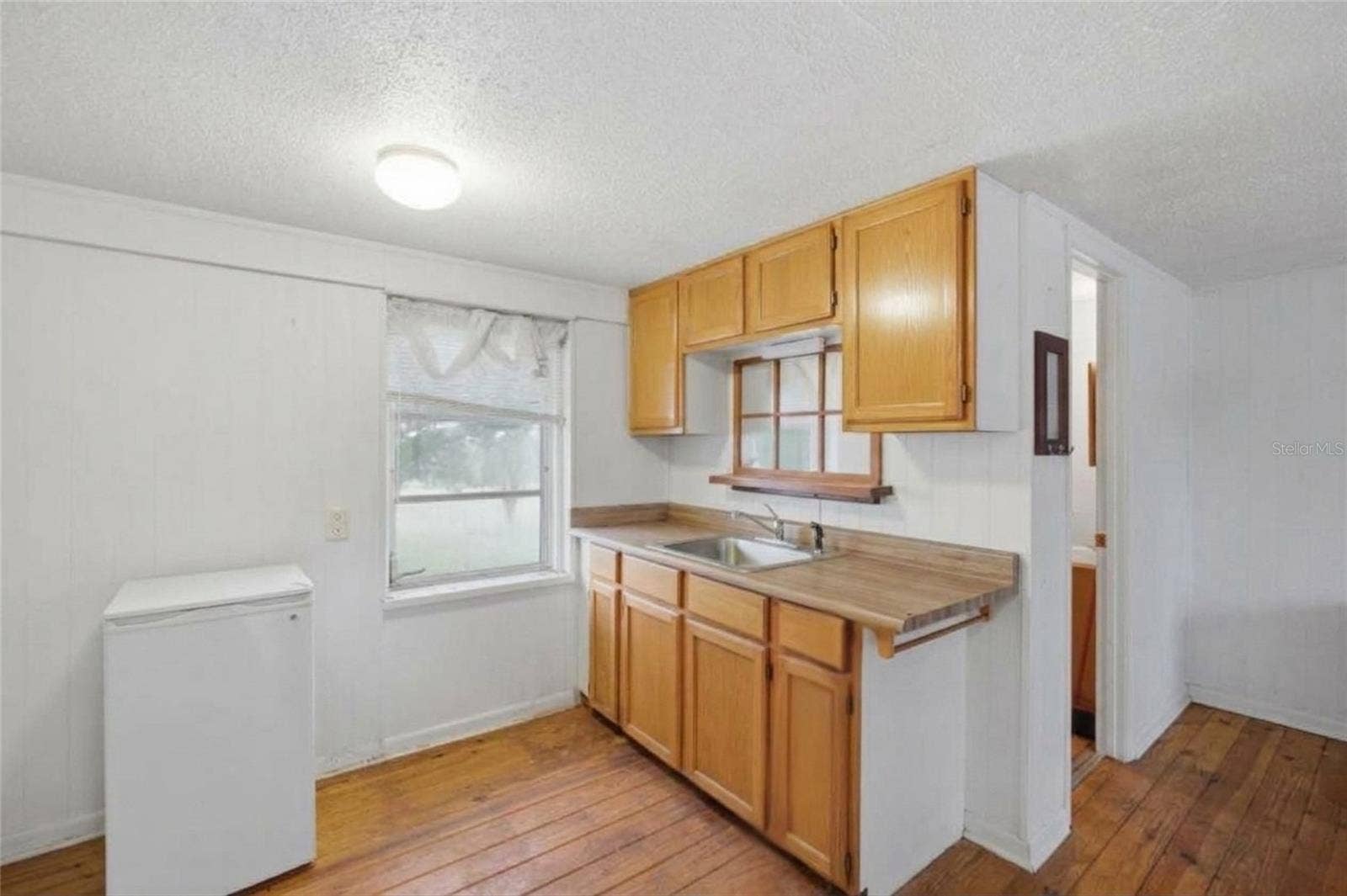 8634 23RD STREET, Zephyrhills, FL 33540