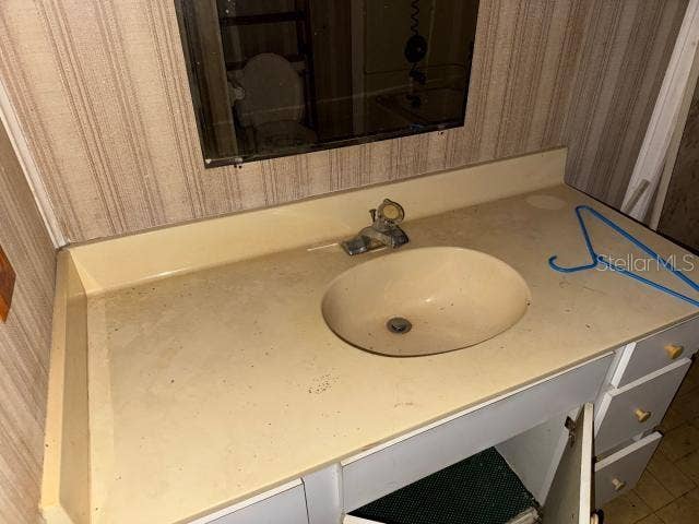 4825 VICTORIA AVENUE, Sarasota, FL 34233 4825 VICTORIA AVENUE, Sarasota, FL 34233