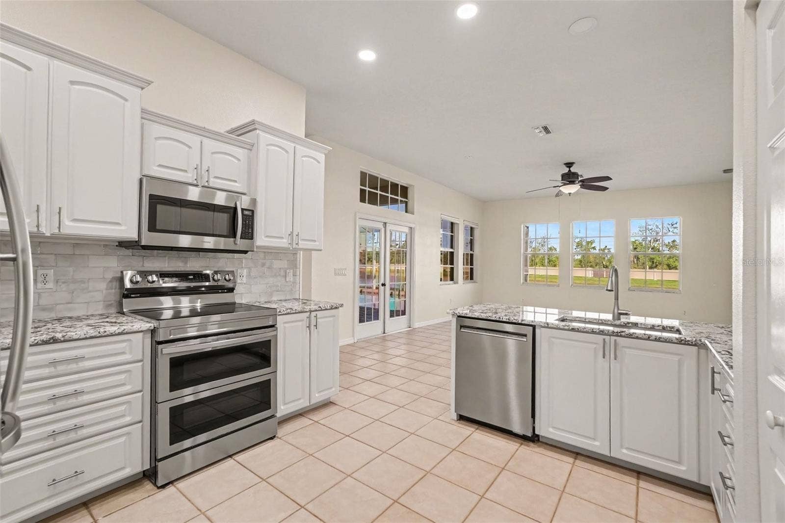 12339 ROSELAND DRIVE, New Port Richey, FL 34654 12339 ROSELAND DRIVE, New Port Richey, FL 34654