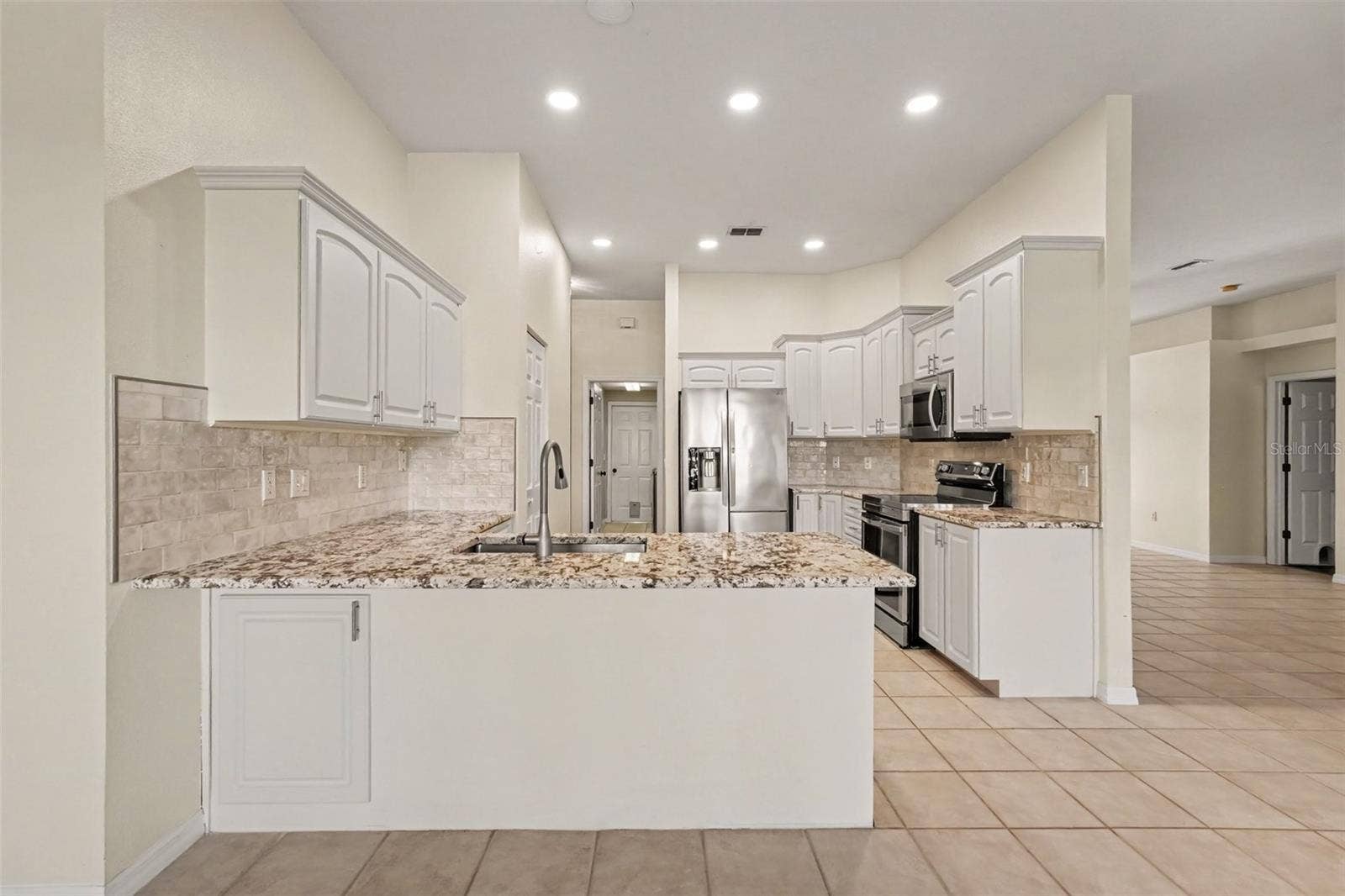 12339 ROSELAND DRIVE, New Port Richey, FL 34654 12339 ROSELAND DRIVE, New Port Richey, FL 34654