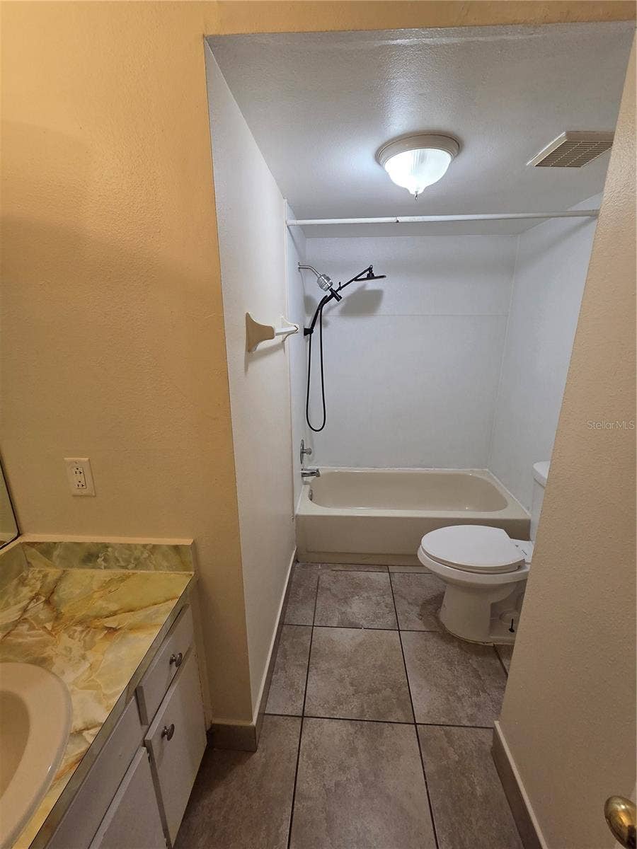 11630 BAYWOOD MEADOWS DRIVE, #4, New Port Richey, FL 34654 11630 BAYWOOD MEADOWS DRIVE, #4, New Port Richey, FL 34654