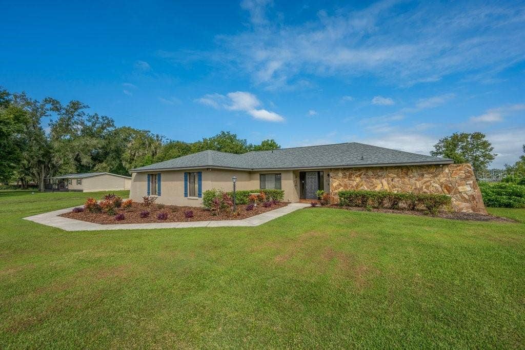 5710 WO GRIFFIN ROAD, Plant City, FL 33567 5710 WO GRIFFIN ROAD, Plant City, FL 33567