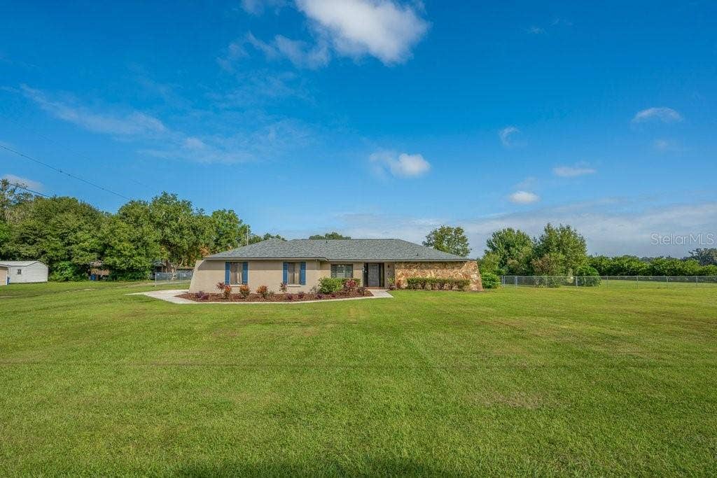 5710 WO GRIFFIN ROAD, Plant City, FL 33567 5710 WO GRIFFIN ROAD, Plant City, FL 33567