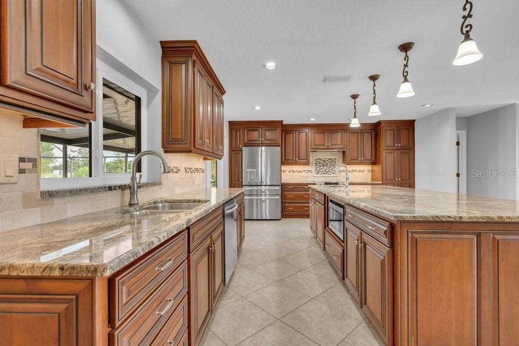 5710 WO GRIFFIN ROAD, Plant City, FL 33567 5710 WO GRIFFIN ROAD, Plant City, FL 33567