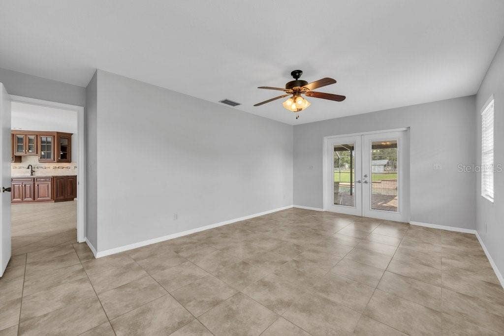5710 WO GRIFFIN ROAD, Plant City, FL 33567 5710 WO GRIFFIN ROAD, Plant City, FL 33567