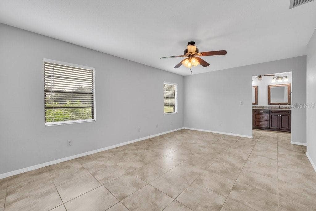 5710 WO GRIFFIN ROAD, Plant City, FL 33567 5710 WO GRIFFIN ROAD, Plant City, FL 33567