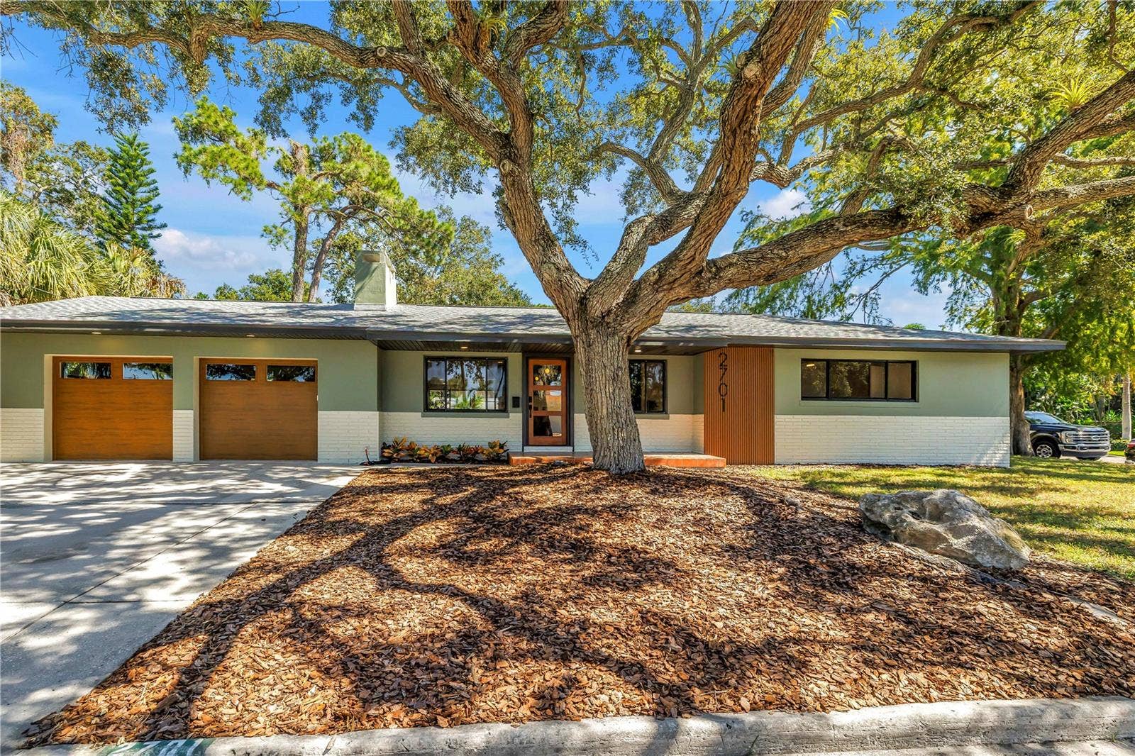 2701 PELHAM ROAD N, St Petersburg, FL 33710 2701 PELHAM ROAD N, St Petersburg, FL 33710