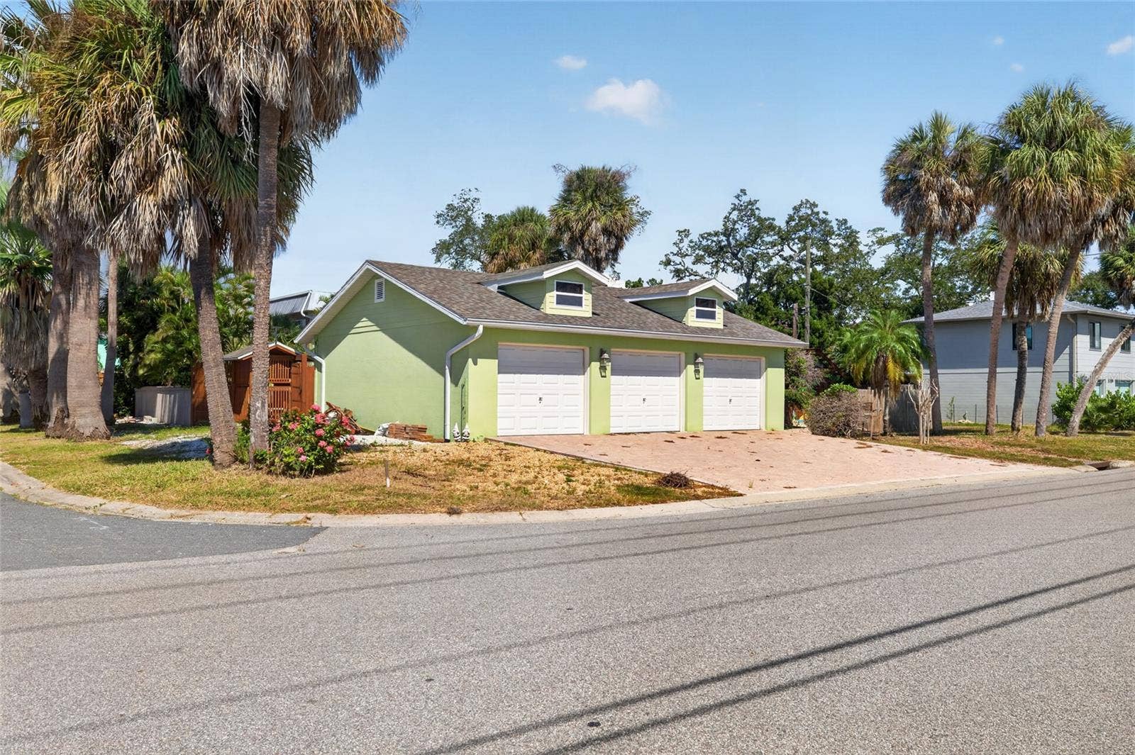 5719 29TH AVE S, Gulfport, FL 33707 5719 29TH AVE S, Gulfport, FL 33707