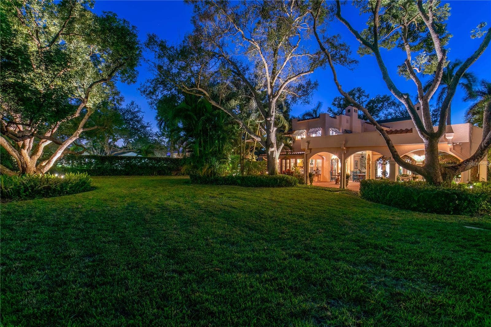 7211 3RD AVENUE S, St Petersburg, FL 33707 7211 3RD AVENUE S, St Petersburg, FL 33707