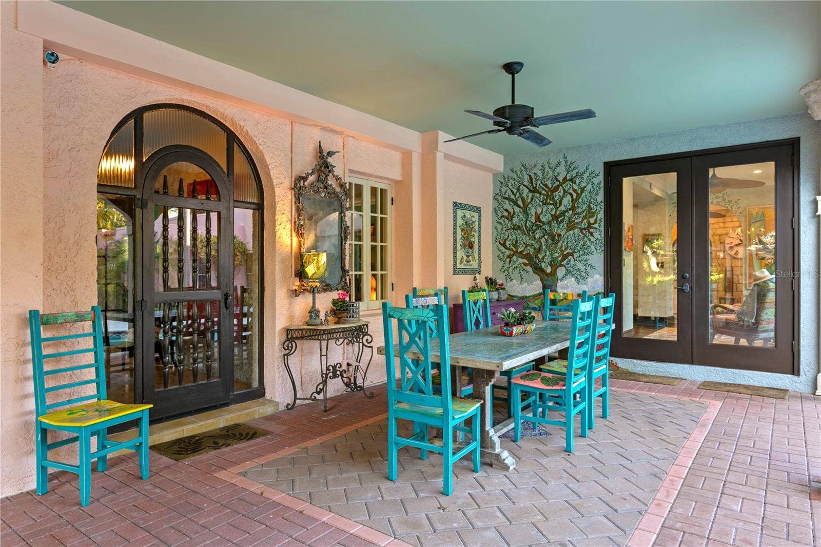7211 3RD AVENUE S, St Petersburg, FL 33707 7211 3RD AVENUE S, St Petersburg, FL 33707
