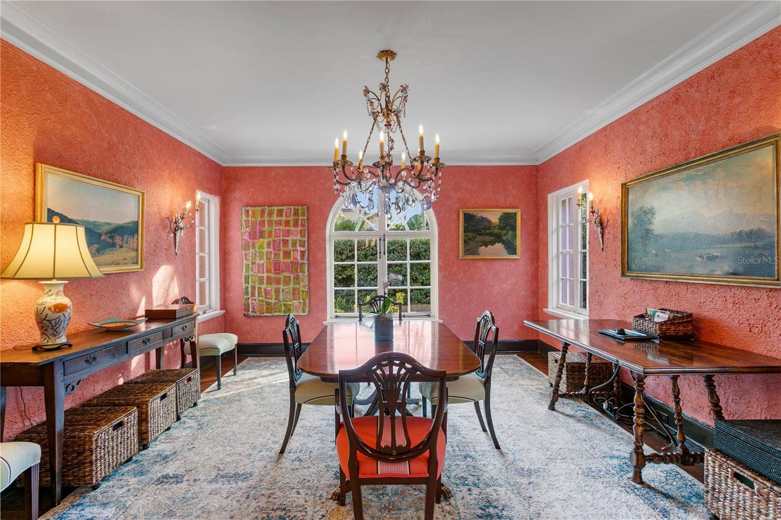 7211 3RD AVENUE S, St Petersburg, FL 33707 Elegant and sun-filled Dining Room.