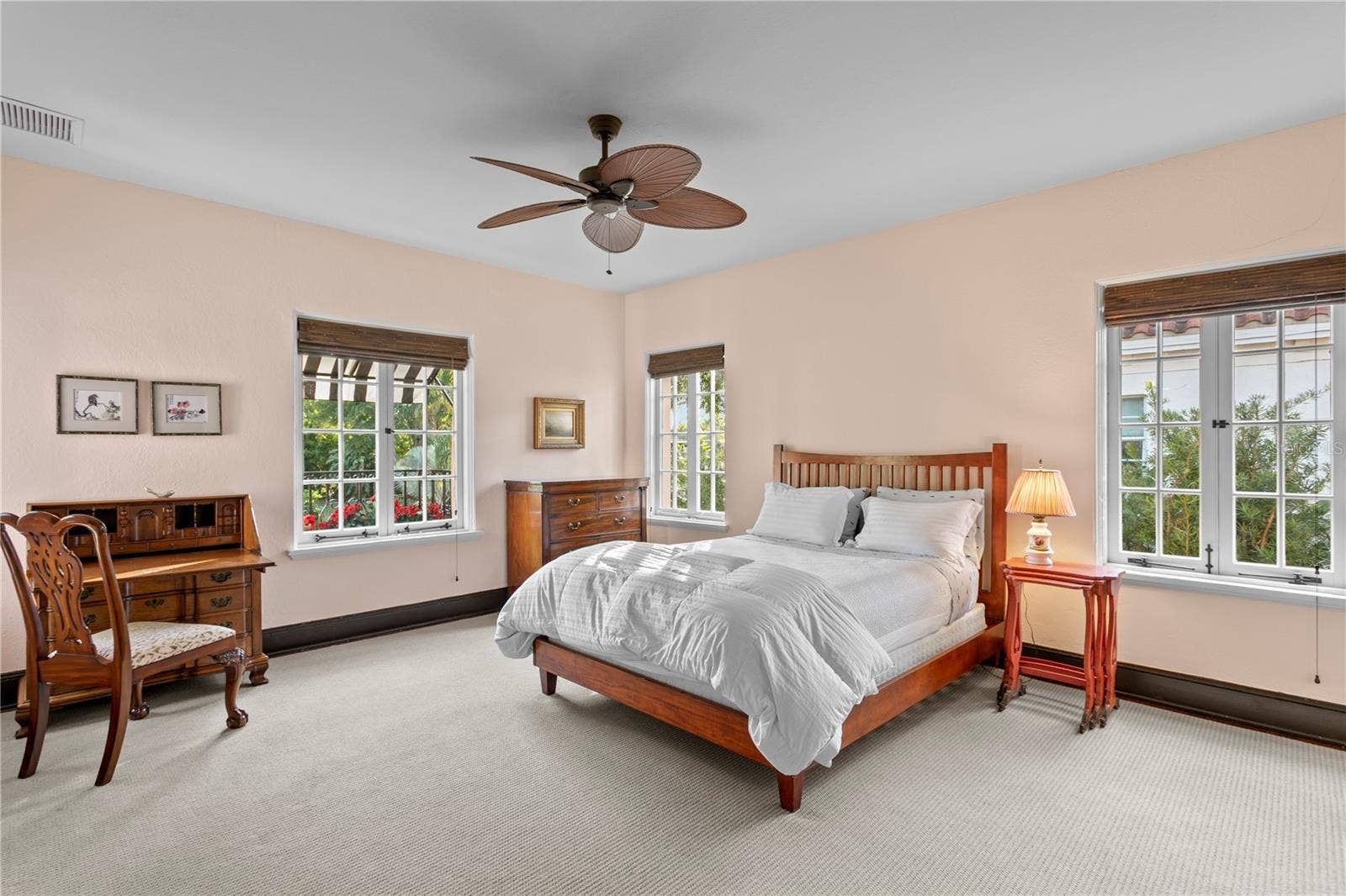 7211 3RD AVENUE S, St Petersburg, FL 33707 7211 3RD AVENUE S, St Petersburg, FL 33707