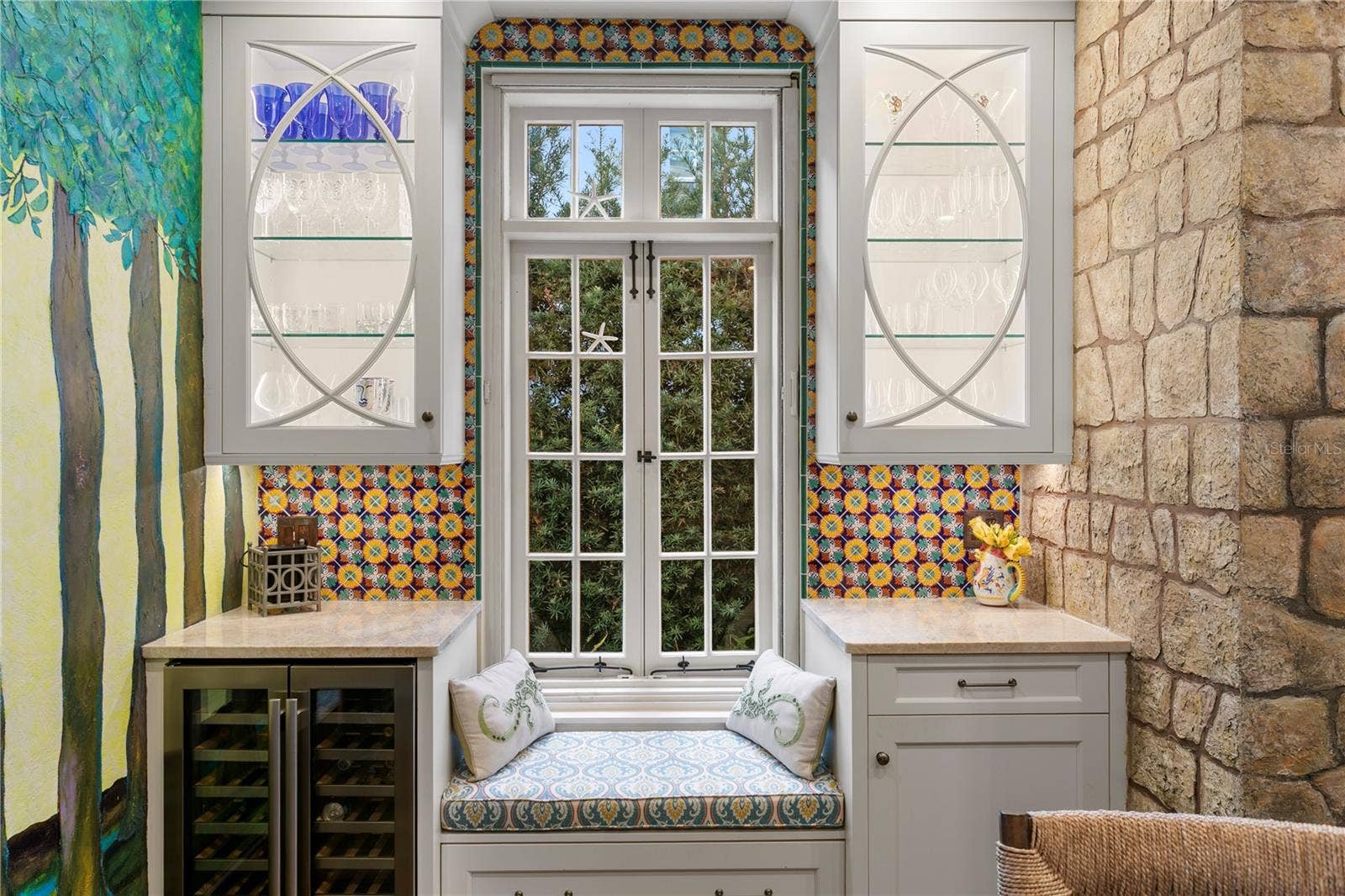 7211 3RD AVENUE S, St Petersburg, FL 33707 7211 3RD AVENUE S, St Petersburg, FL 33707