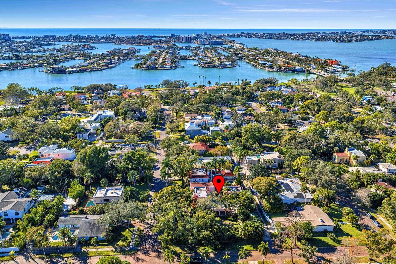 7211 3RD AVENUE S, St Petersburg, FL 33707 7211 3RD AVENUE S, St Petersburg, FL 33707