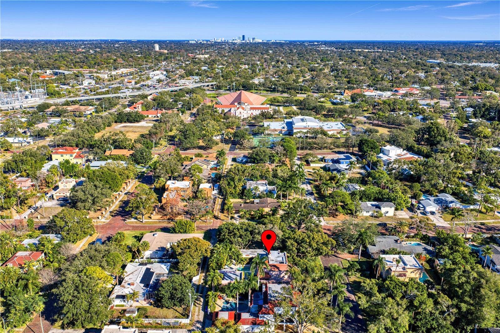 7211 3RD AVENUE S, St Petersburg, FL 33707 7211 3RD AVENUE S, St Petersburg, FL 33707