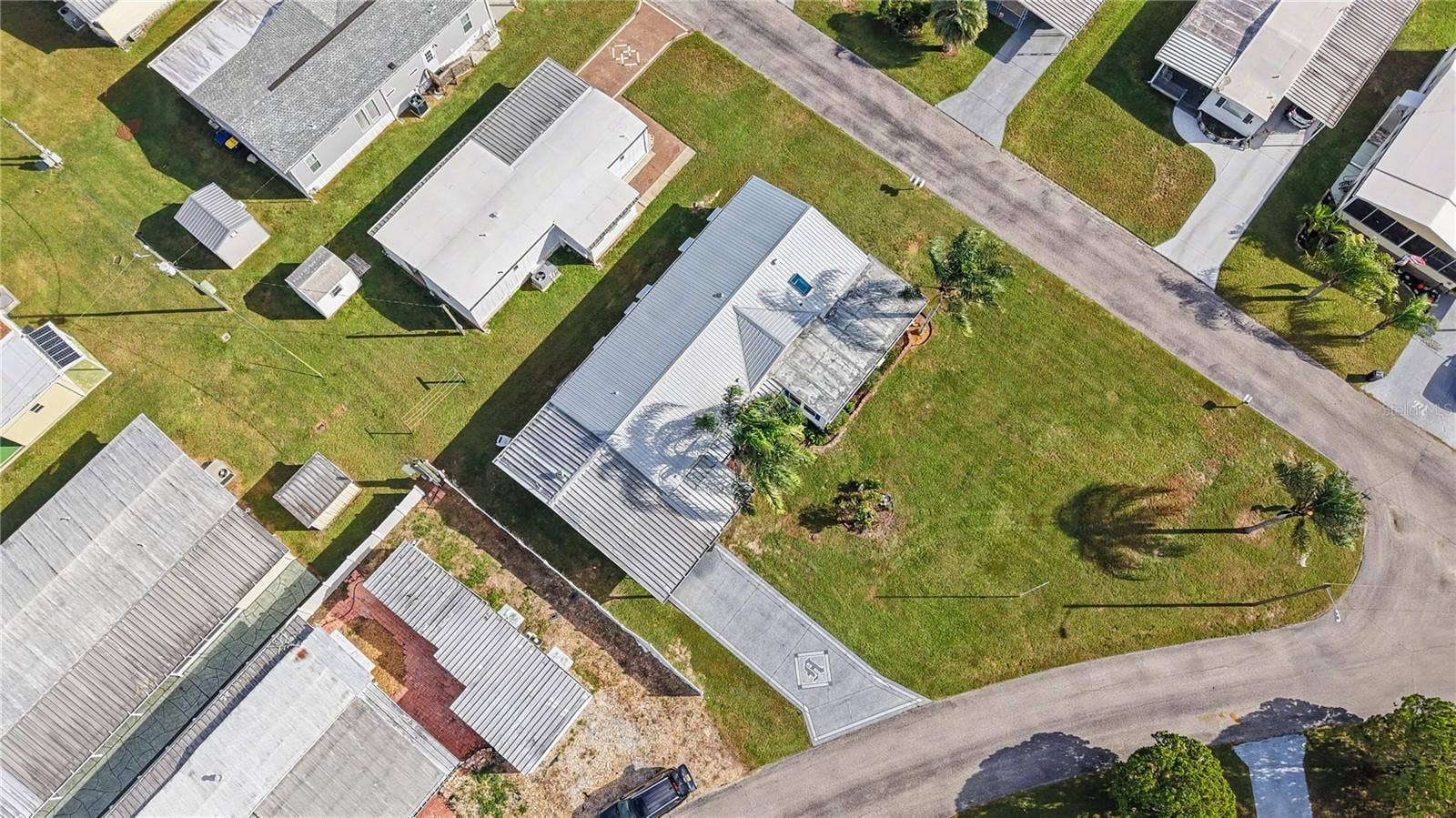 37233 BEVERLY AVENUE, Zephyrhills, FL 33542