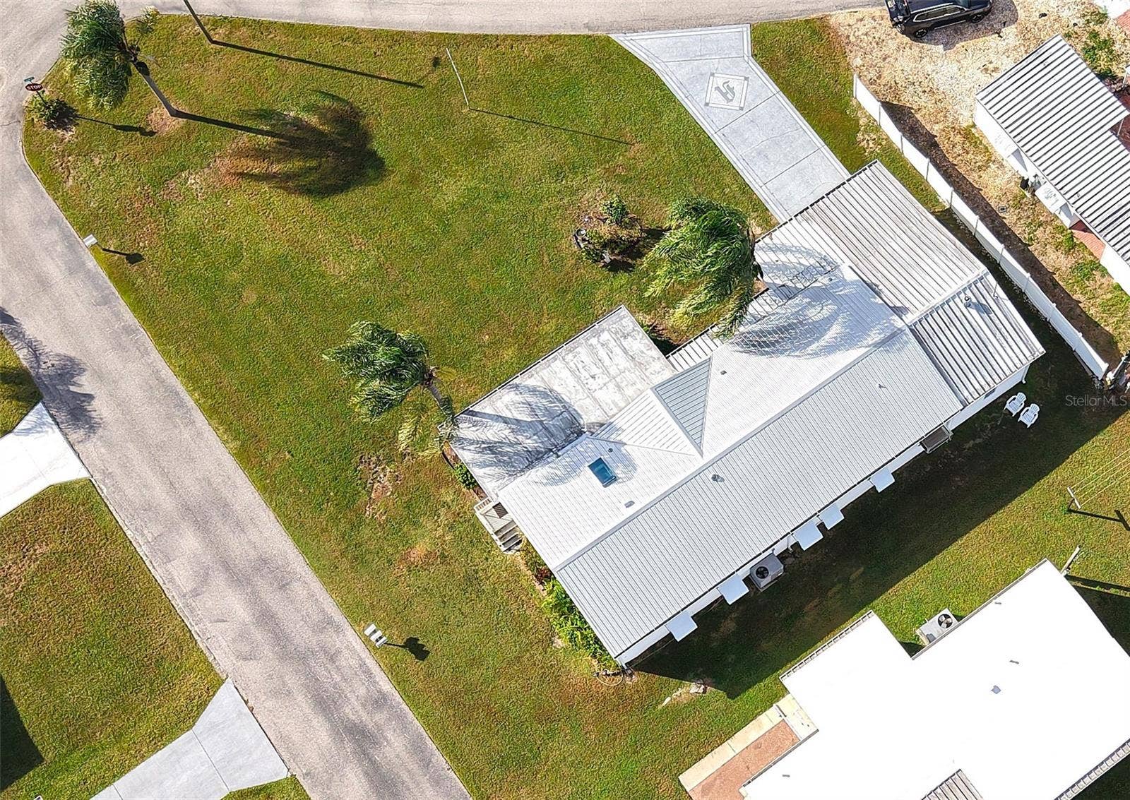 37233 BEVERLY AVENUE, Zephyrhills, FL 33542